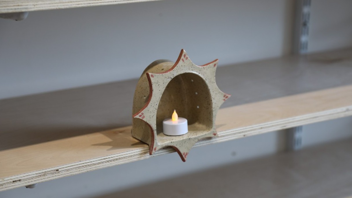 SquamArt TrinketShelfIMGL9865